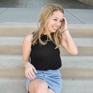 Meet your Posher, Laurel